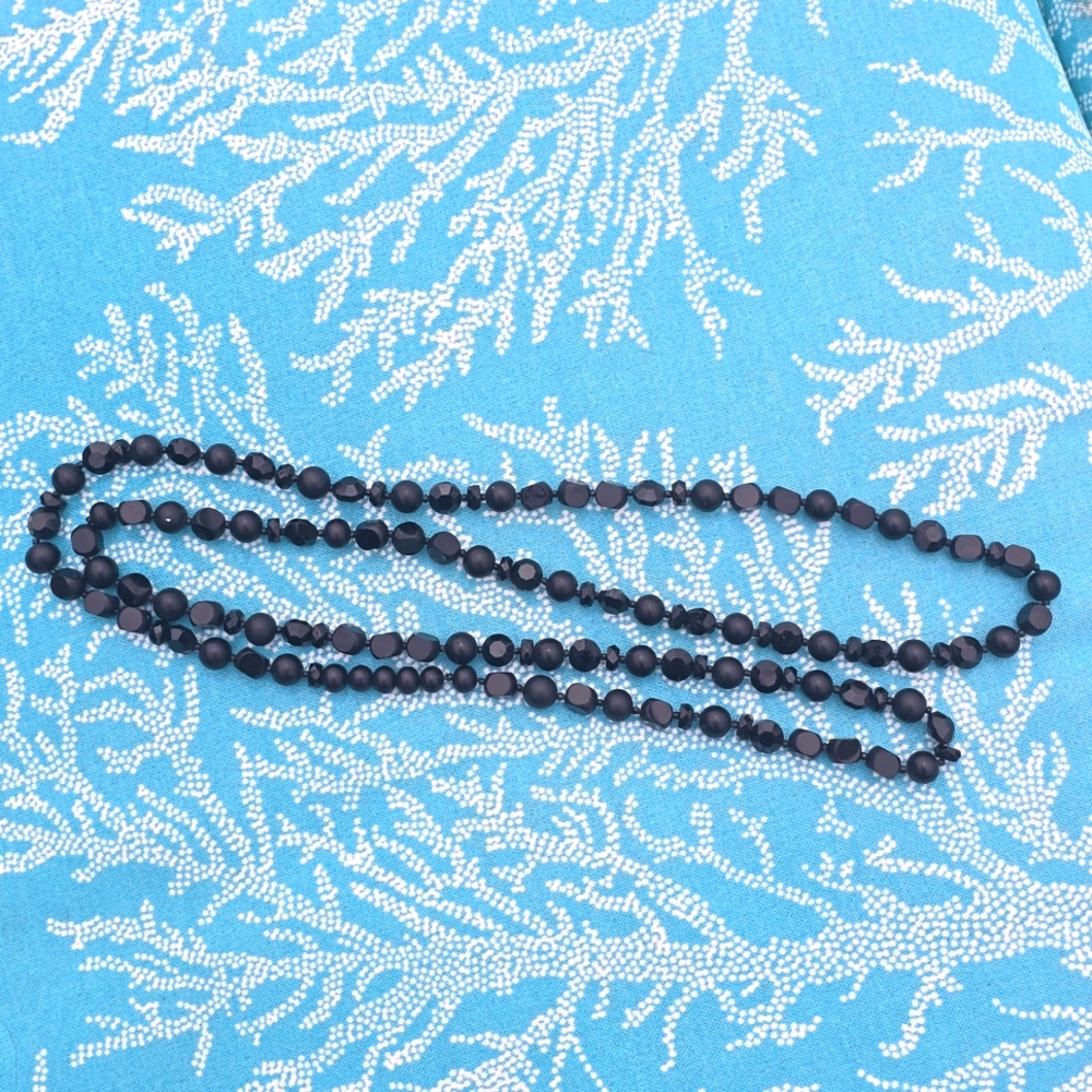 Antique Black Jet Victorian Era Mourning Necklace Circa 1800's Goth - Picture 1 of 5